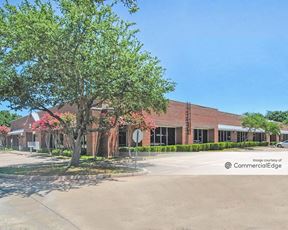 Richardson Drive Plaza
