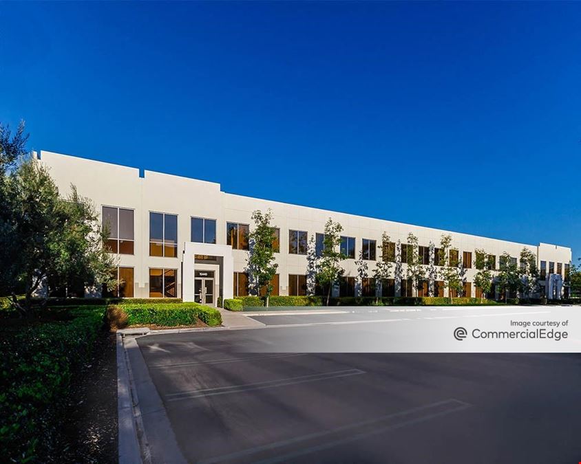 Discovery Business Center - 15440 Laguna Canyon Road