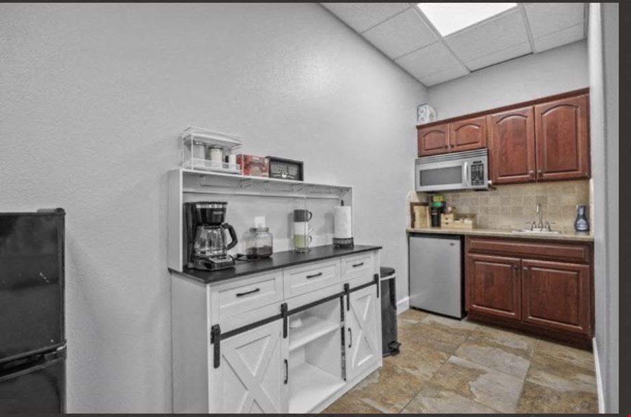 2793 Skyline Court, Unit A