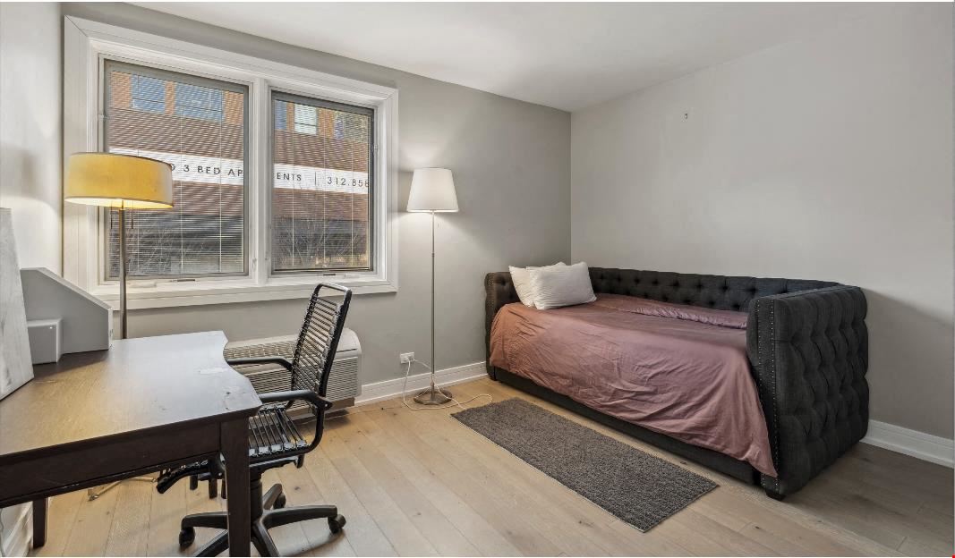 Chicago Airbnb / Development Opportunity