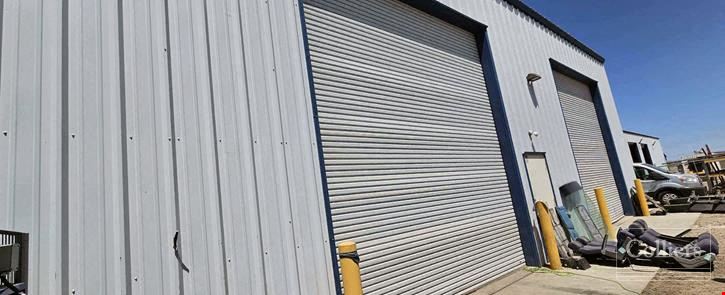 Office-Warehouse Building for Lease in Yuma