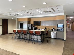 202 S Cheyenne Ave - One Place Tower - Office