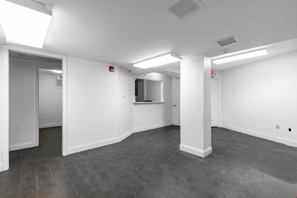 221-223 Park Avenue
