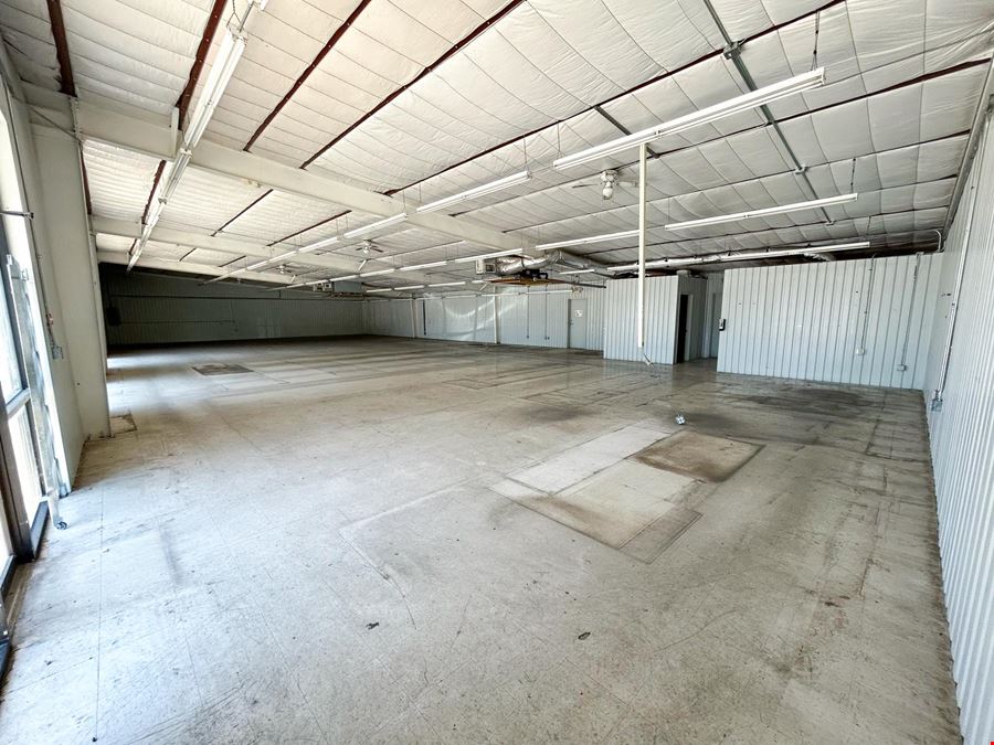 Cleveland, TX - Retail Bldg for Sale/Lease