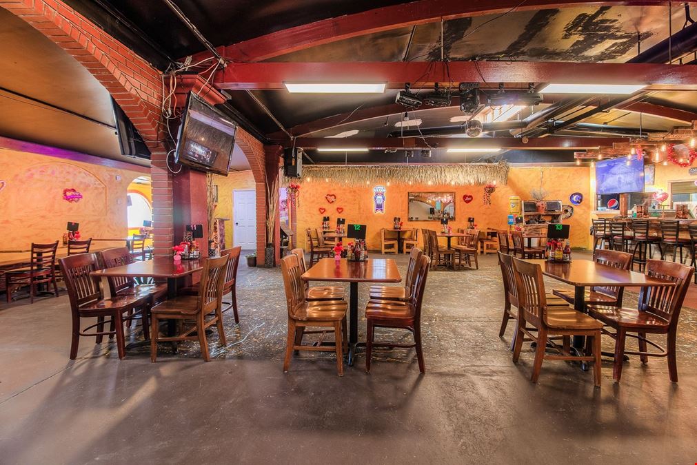 Newly Remodeled Bar/Restaurant in Zillah, WA