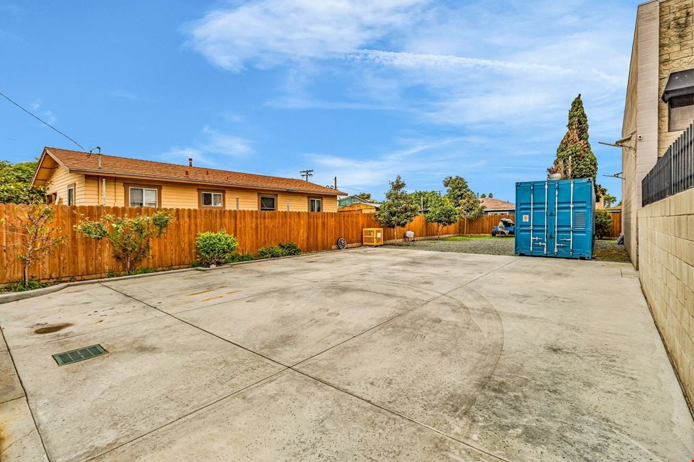 1332 Coolidge Ave