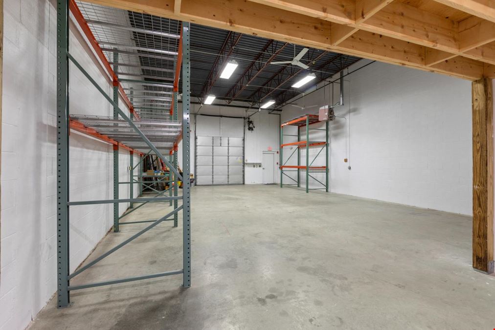 2,650sf Flex Space for Lease in Seaport Business Park, Newburyport. MA