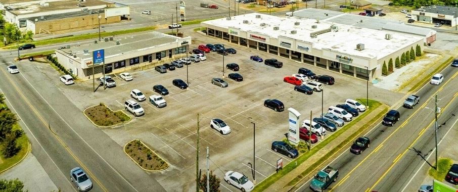 Talladega Plaza | Two Suites Available, ±9,274 Total SF
