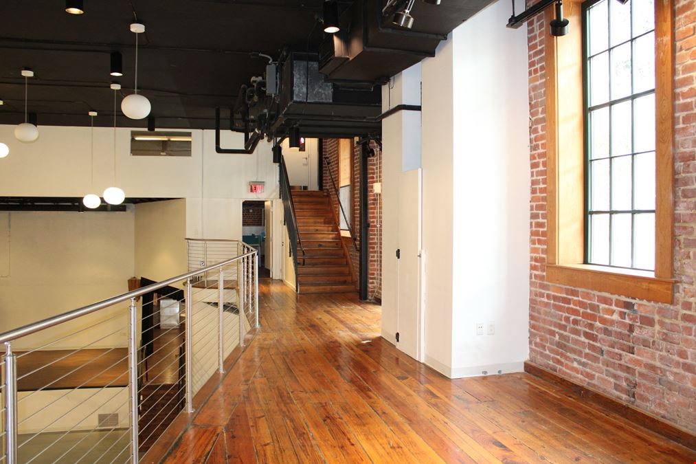 Lady Byrd Hat Building