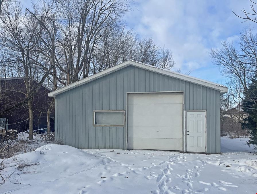 Contractor Buildings Between Battle Creek and Kalamazoo