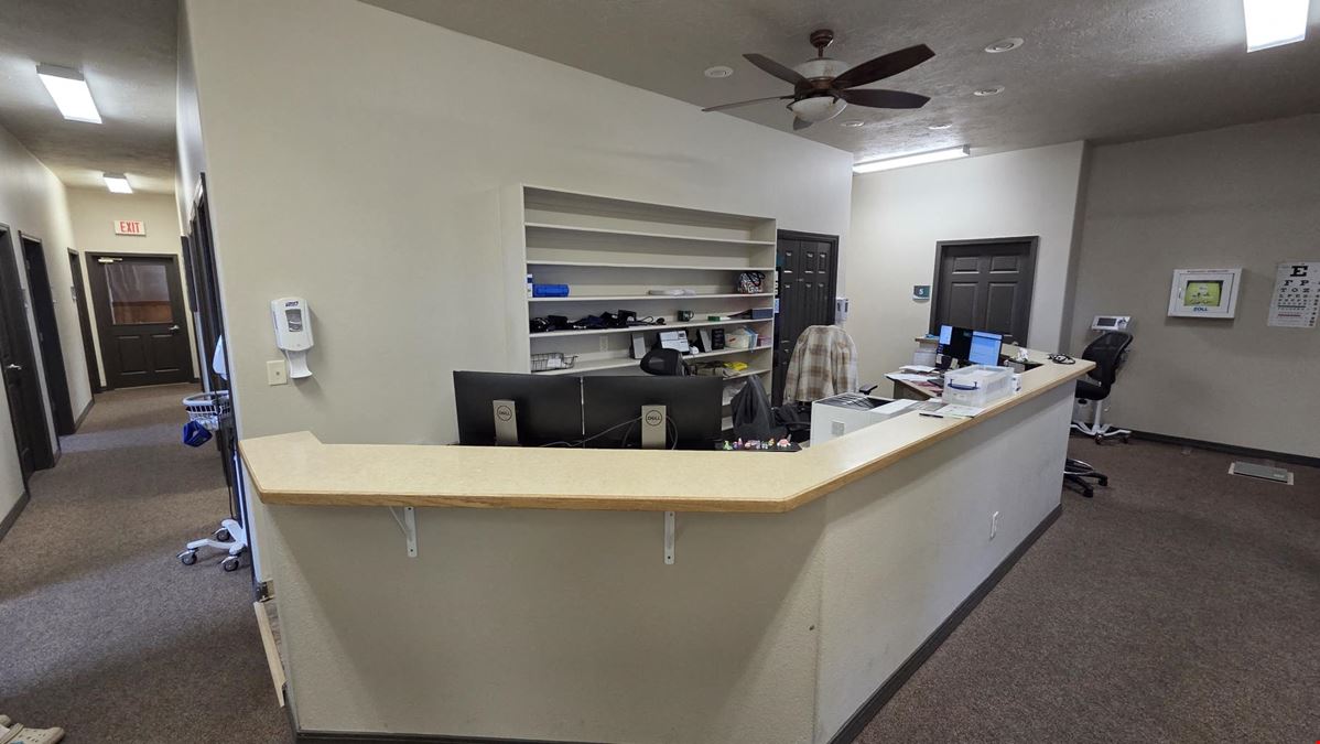 3456 E 17th St, Suite 125