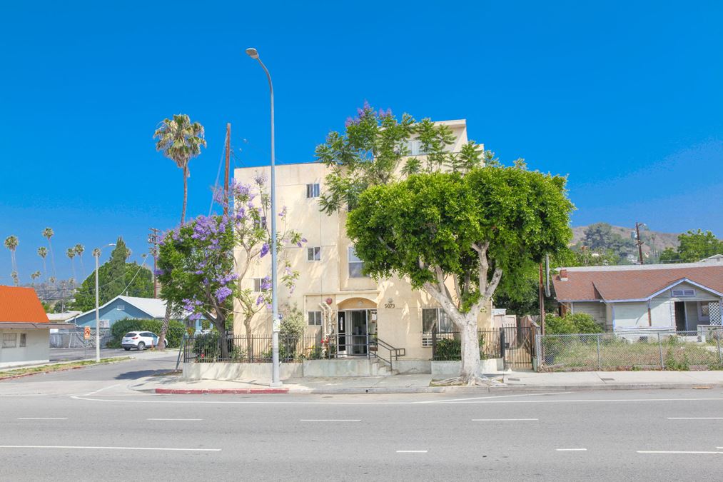 15-Unit Apartments