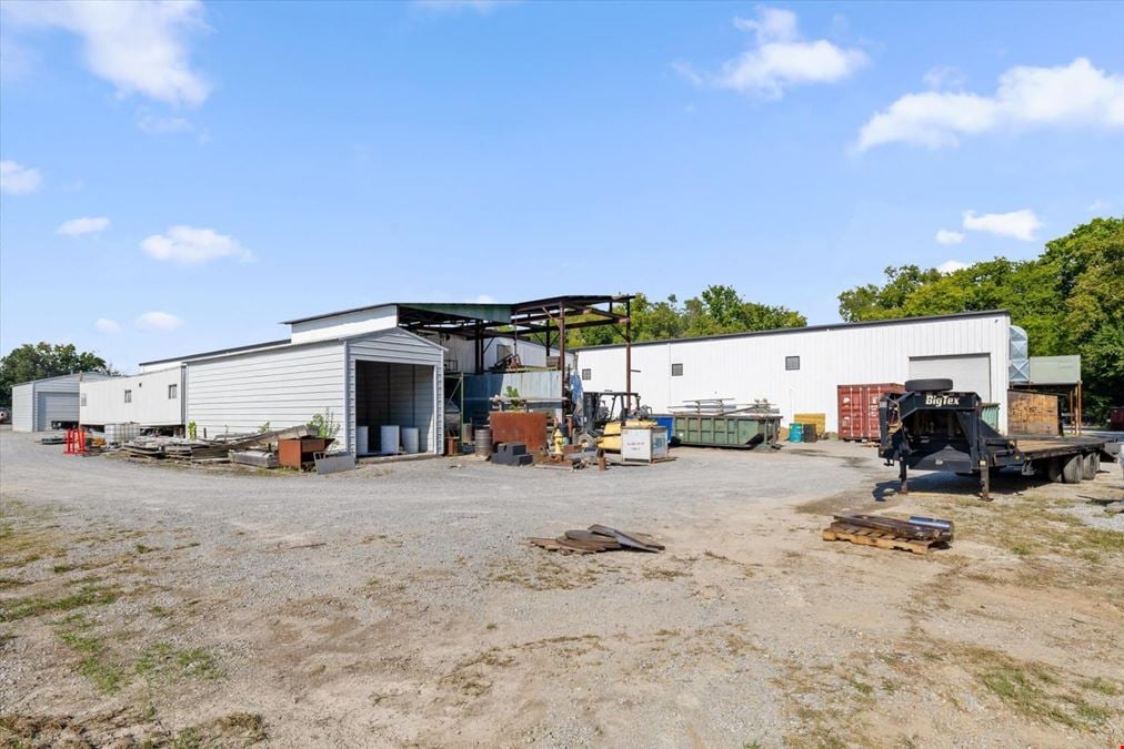 Conditioned Industrial Facility with 8 Cranes