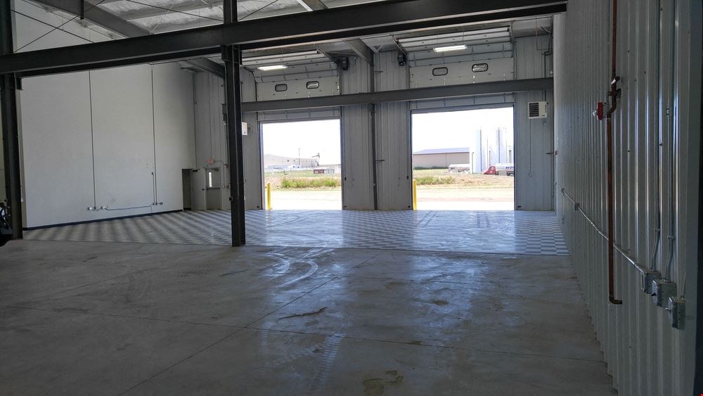 ±10,300 SF Industrial Unit with Office & Yard