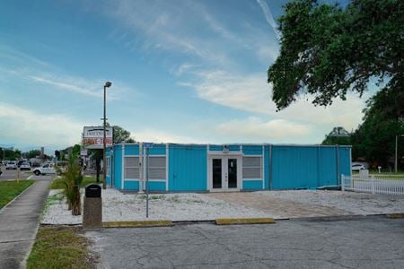 Preview of Retail space for Rent at 5804 54th Ave N