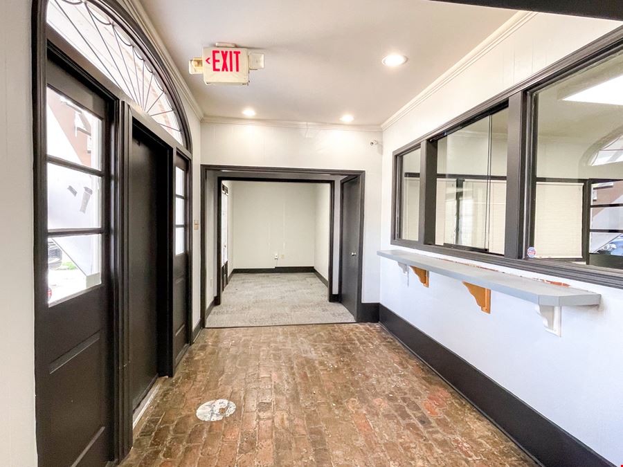 Renovated and Well-Located Office Building for Lease