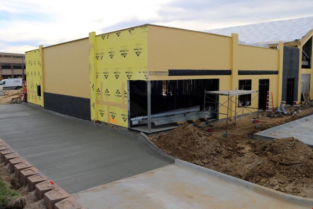 Retail property in La Vista, NE