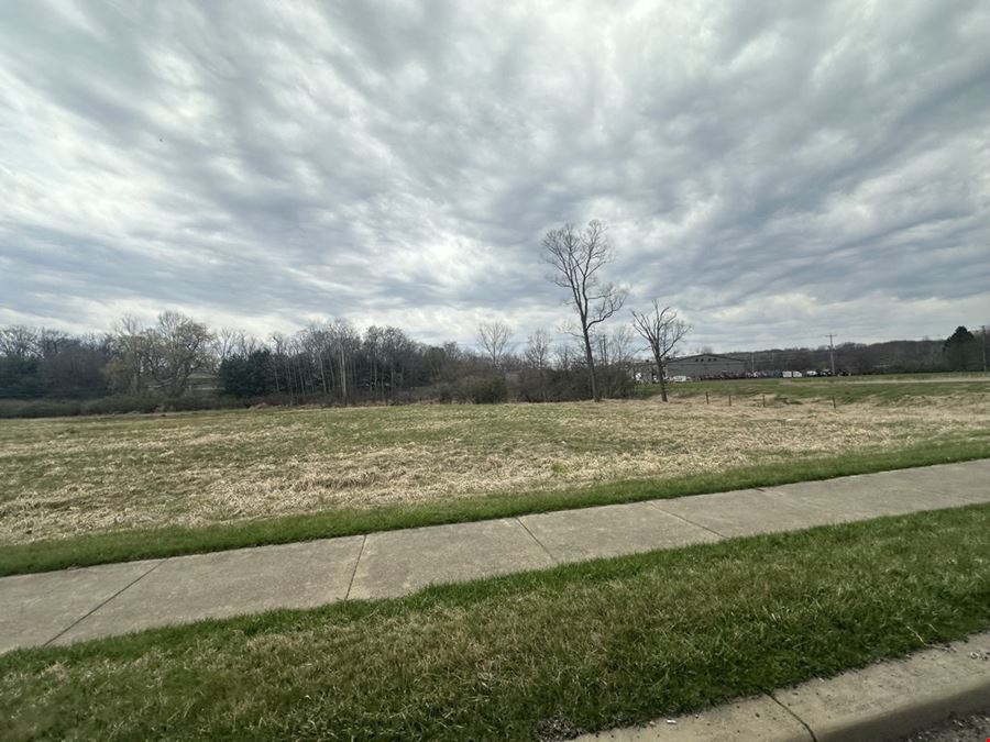 Dan Eaton Dr. - 3.71+/- Acres Buildable Vacant Land