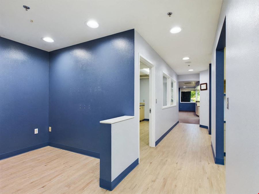 4095 SW 144th Ave