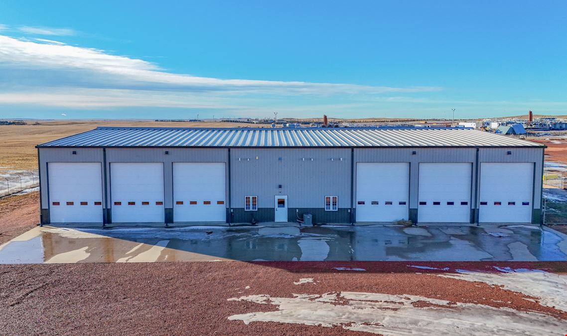 ±10,517 SF Shop on ±2.79 Fenced Yard
