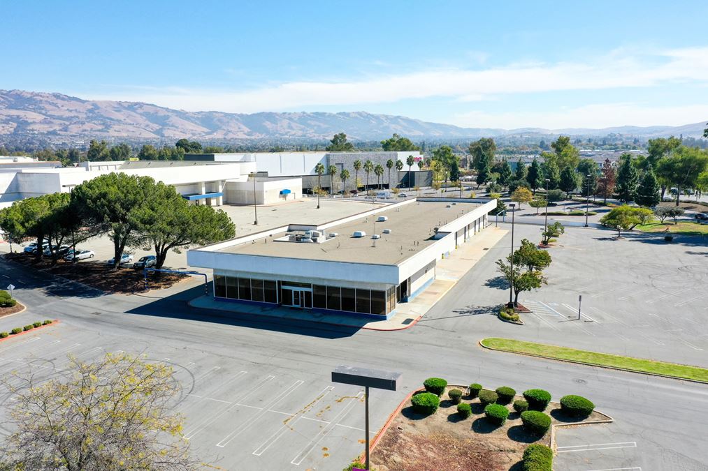 Former Sears Auto Center