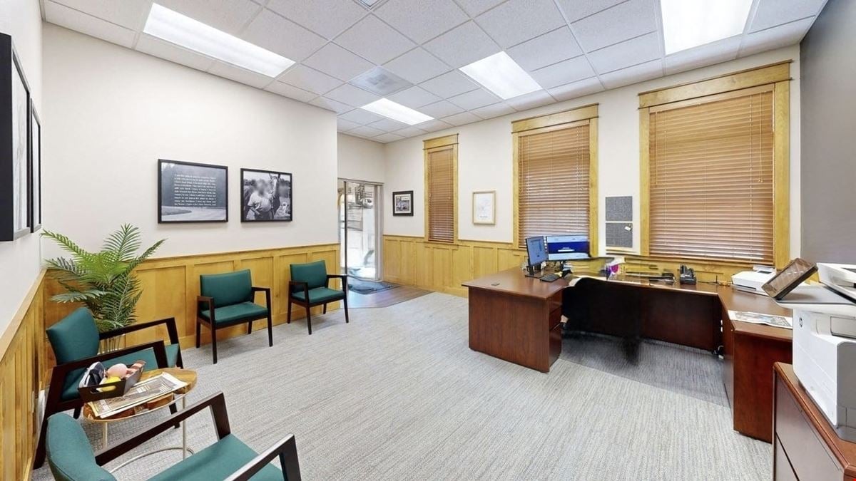 Country Manor Office Building