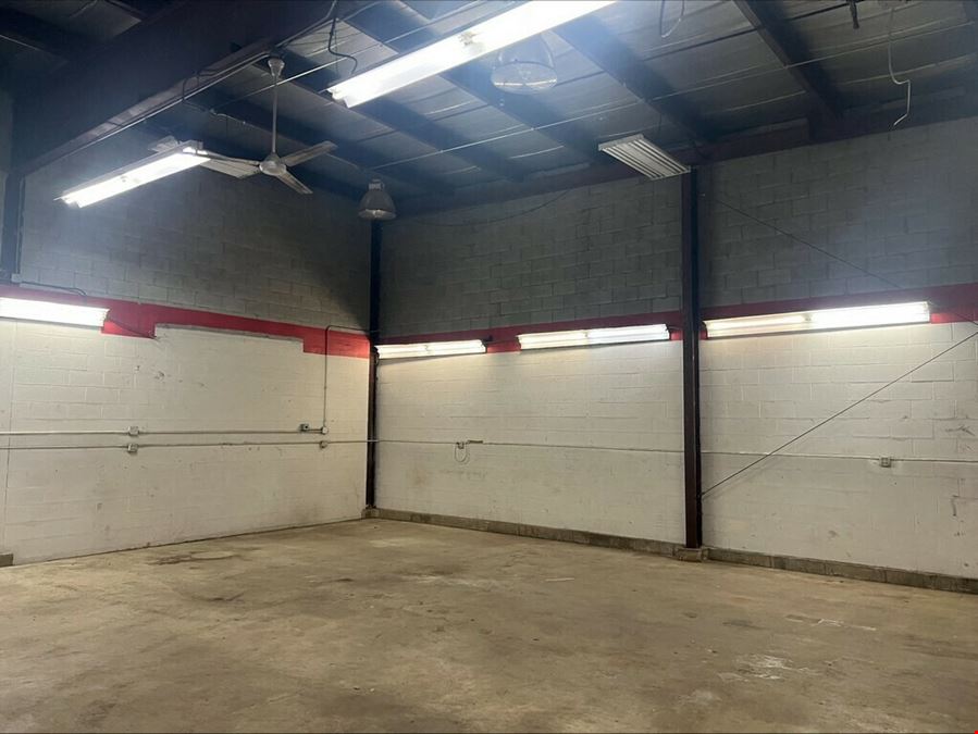370 E. Prairie St. Suite 10