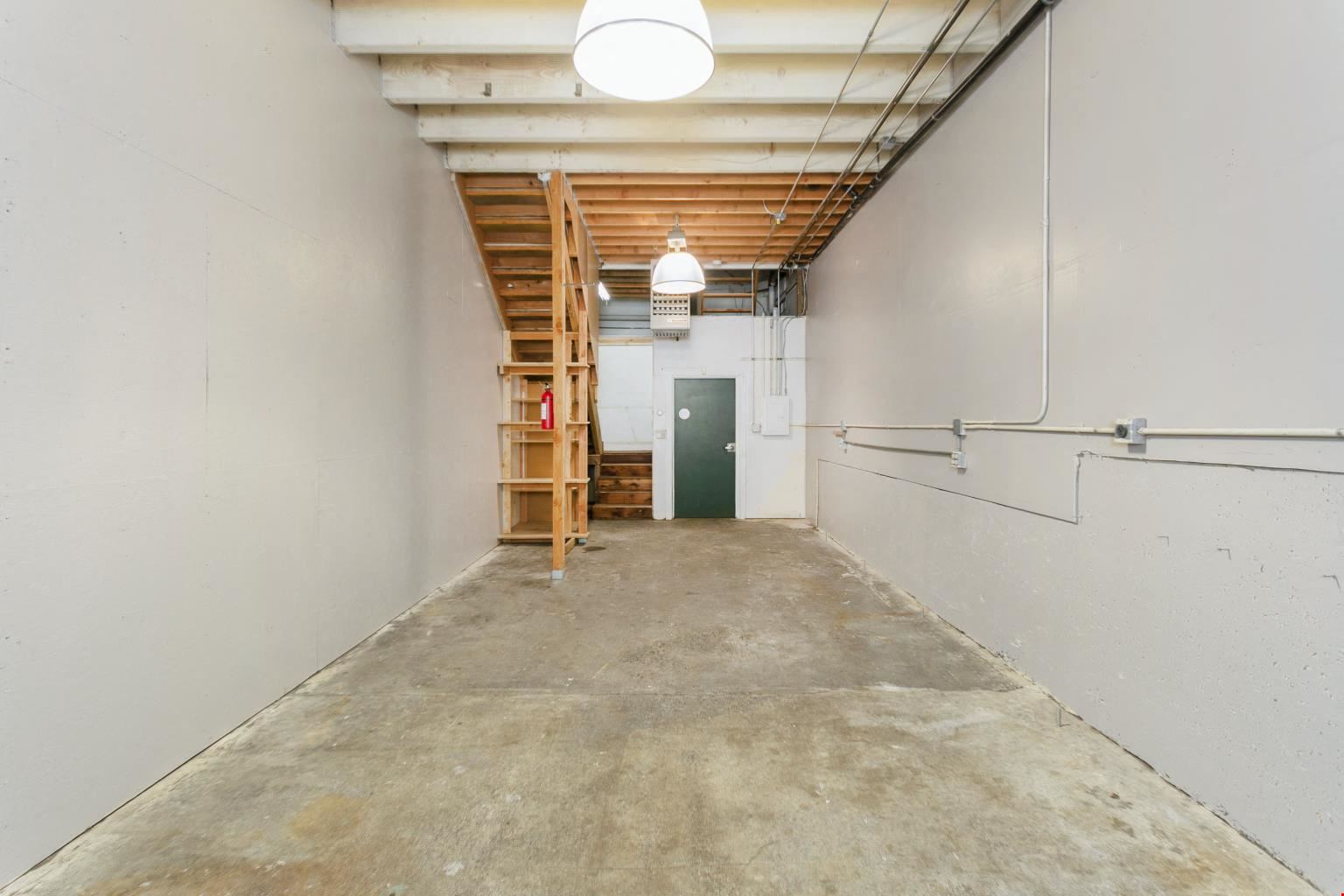 55 NE Farragut Street Portland, OR 97211