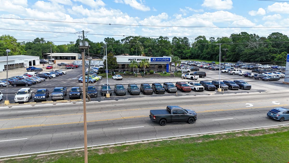 Former Matt Bowers Hyundai Dealership - Exclusive Opportunity on Pass Road