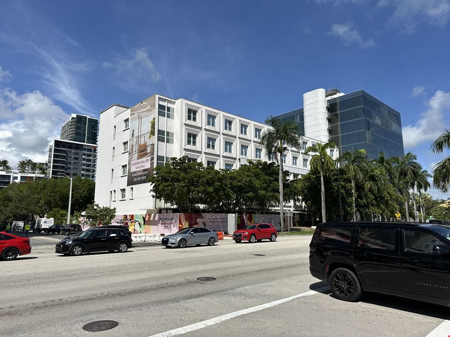 Executive Plaza Medical Office - Biscayne