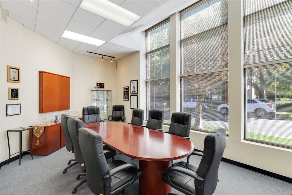 2413 N Washington St. Denver, CO 80205