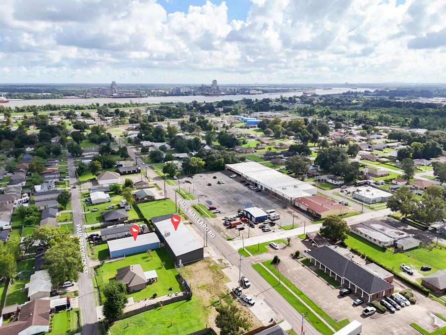 Industrial Warehouse with Covered Storage in Luling