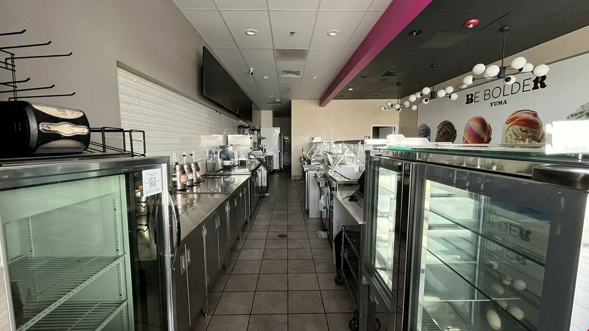 Former Baskin-Robbins, 11259 S Frontage Rd Ste 104