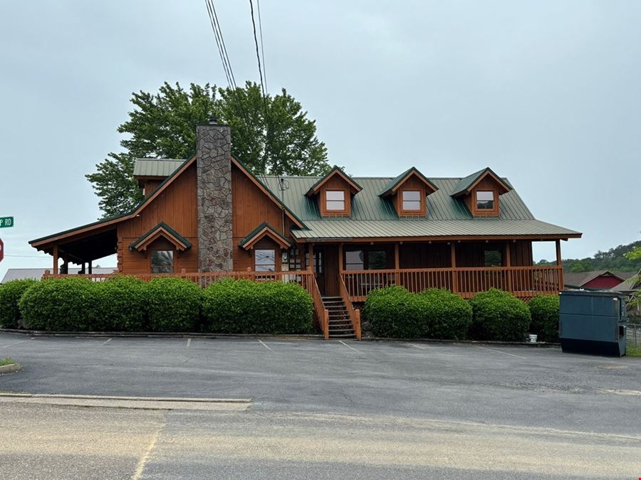 Tourist City Single Tenant Office Building