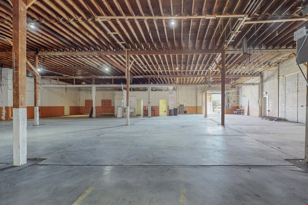 MULTI-TENANT INDUSTRIAL WITH HEAVY POWER, DOCK SPACE, & ROLL-UP DOORS