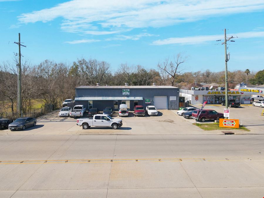 Leased Automotive Shop on O’Neal, 8.37% Cap
