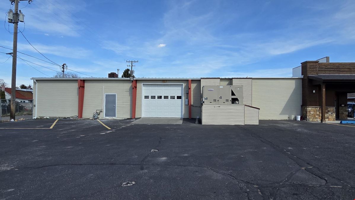180 W Main St