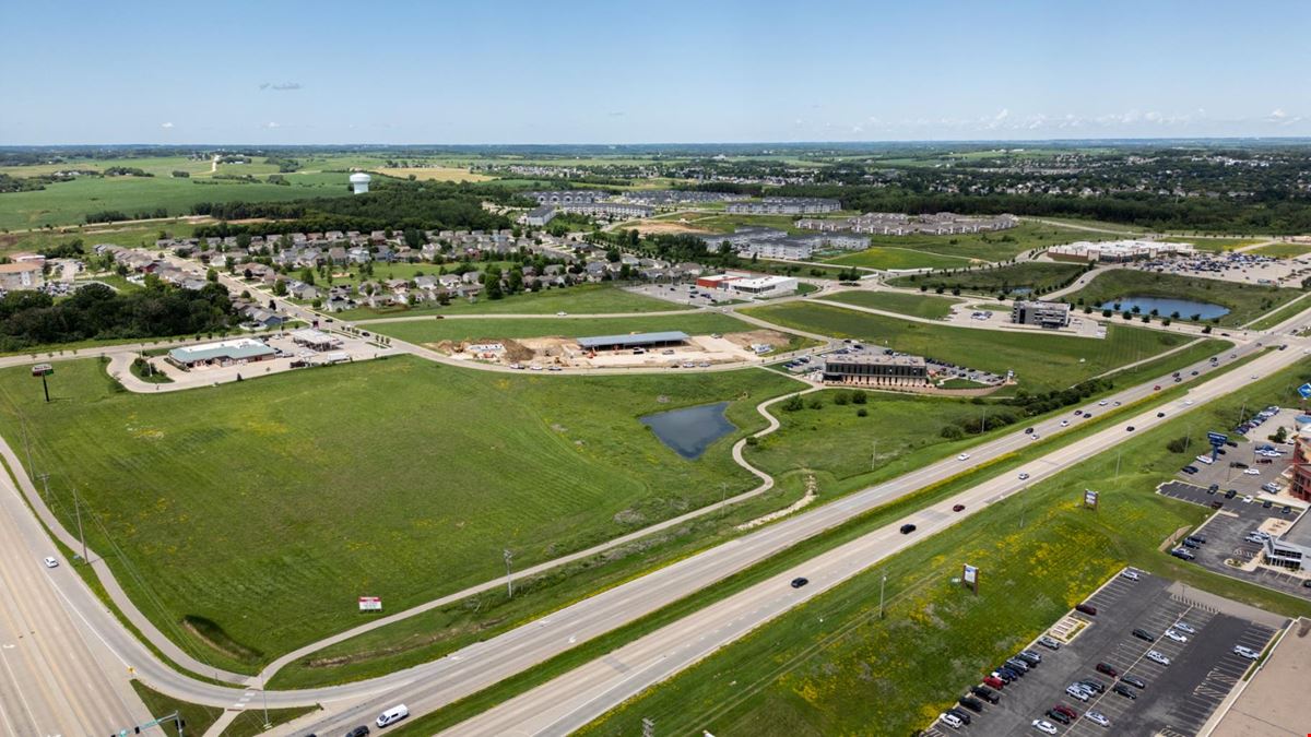 3629 Sarah Place NW - West Circle Drive Retail Plaza