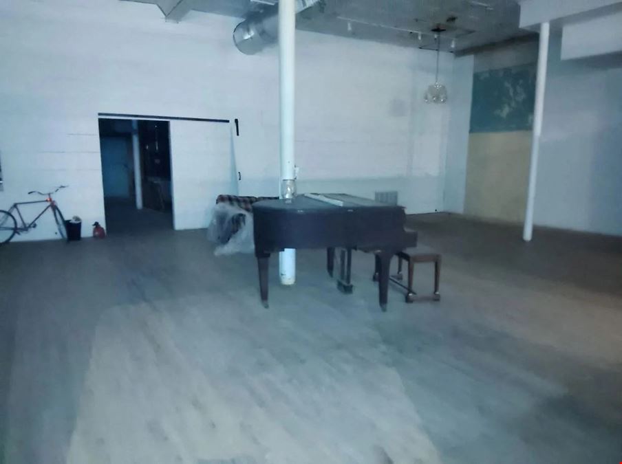 503 N Main St