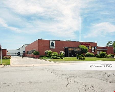 Preview of Industrial space for Rent at 4841 South California Avenue