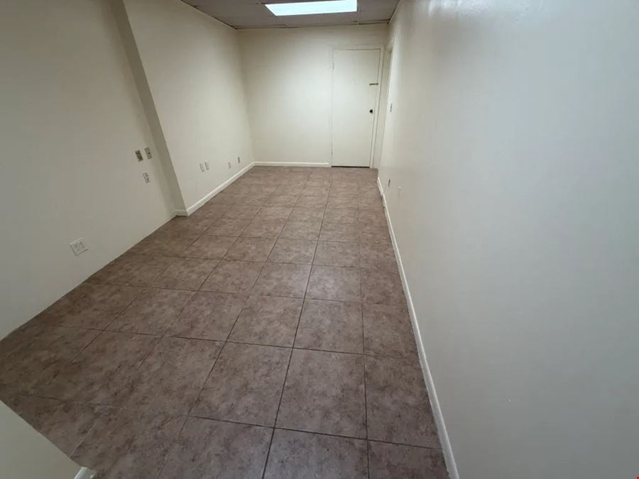 176 SF Suite 201 Professional and Medical Office Space