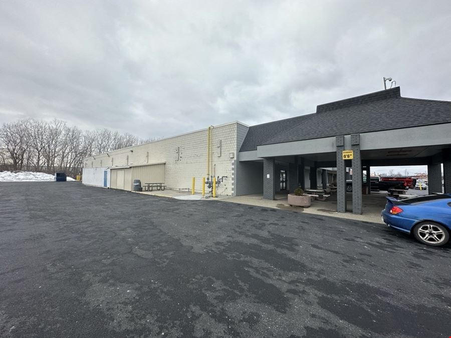 652 S Ogden St - 20,000+/- & 30,000+/- SF OFFICE/RETAIL or WAREHOUSE SPACE