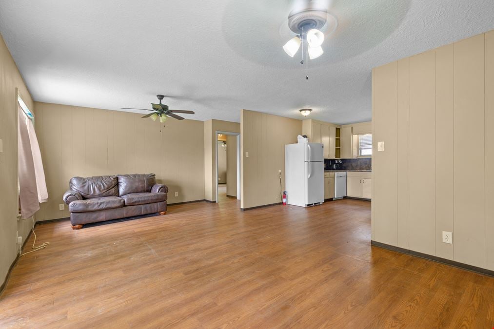10973 Longstreet Rd