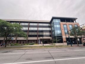 250 E Front St