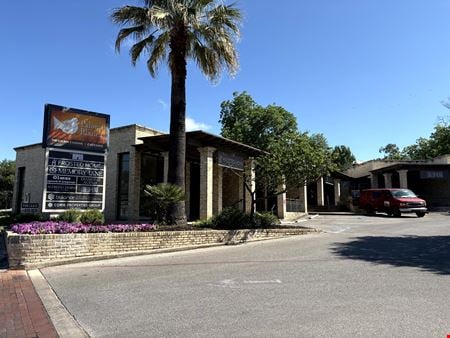 Preview of Retail space for Rent at 5800 Broadway