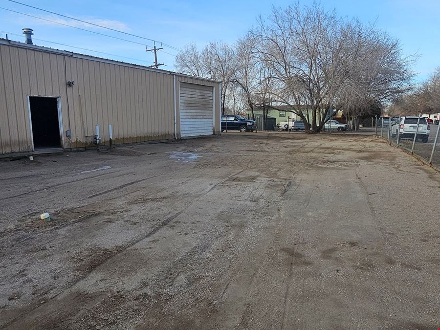 2000 Auction Rd