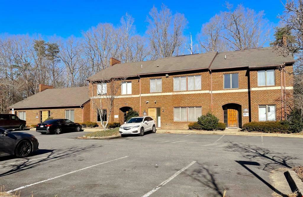 Established Office Campus Minutes from Route 5 & Beltway