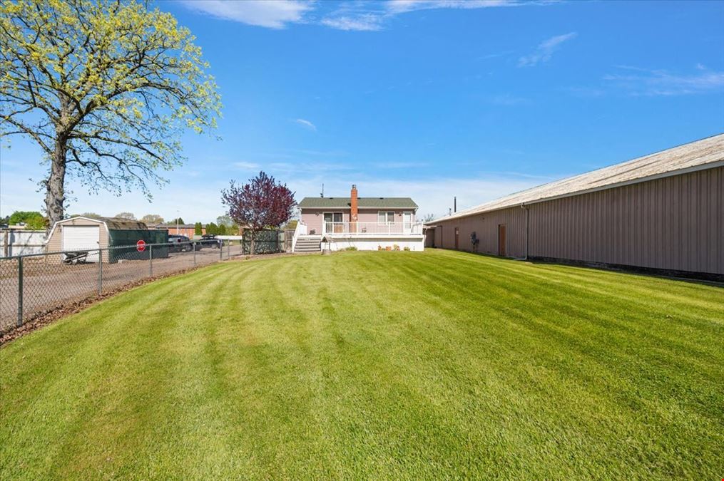 4376 Beecher Rd