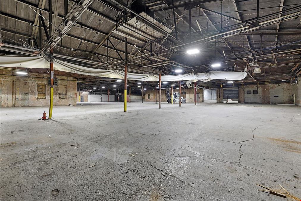 Versatile Industrial/ Flex/ Warehouse and Storage Facility