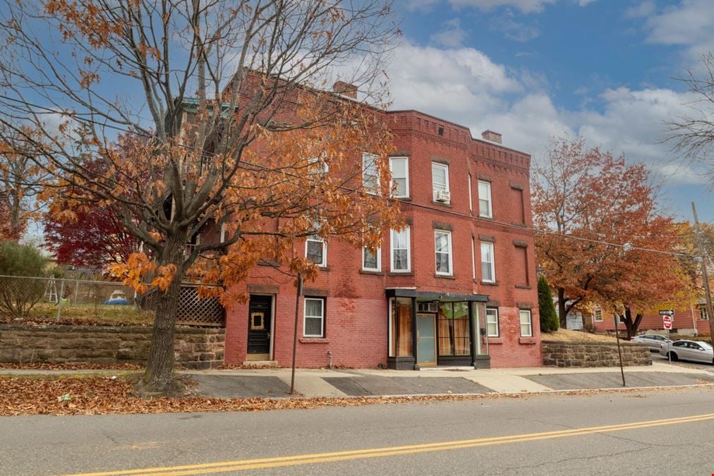 301-303 Linden St